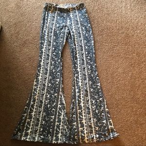Flared bottom design pants